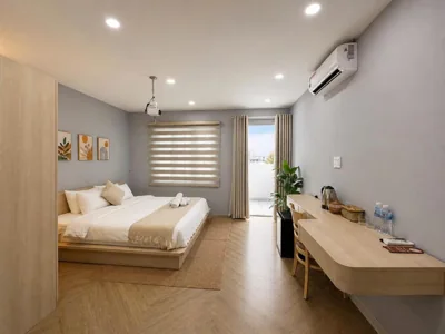King Room with Garden View — Chill Hill Hotel & Apartment HCM